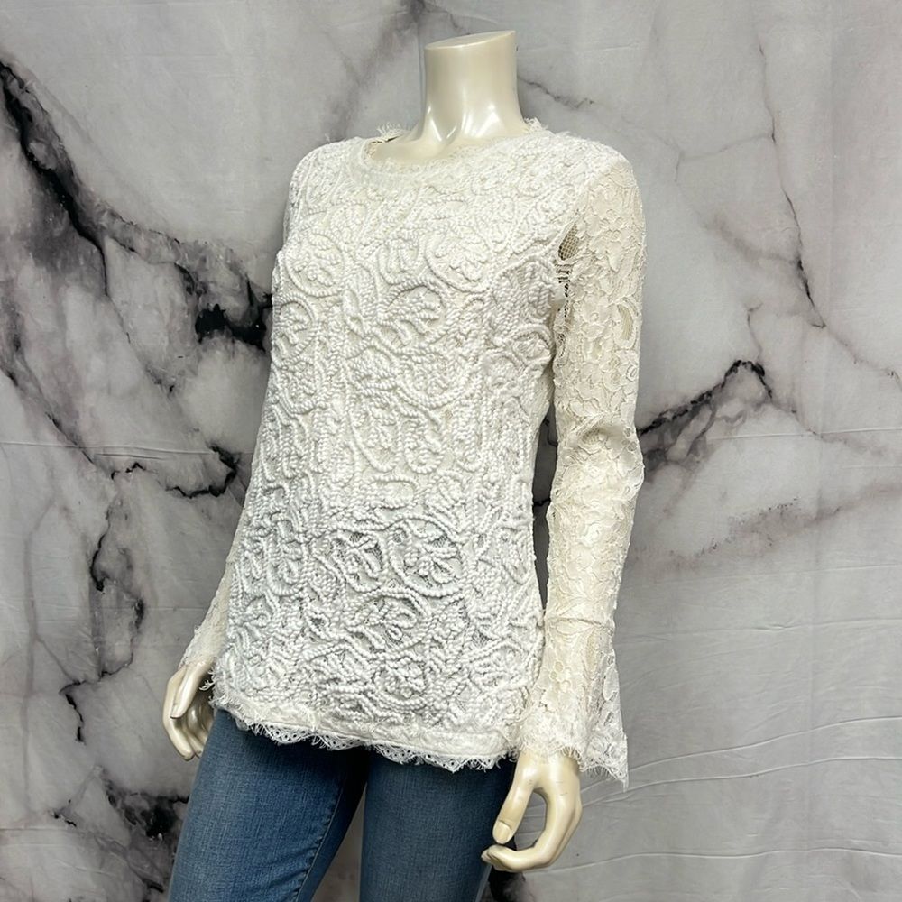 * Soft surroundings white lace textured yarn top
